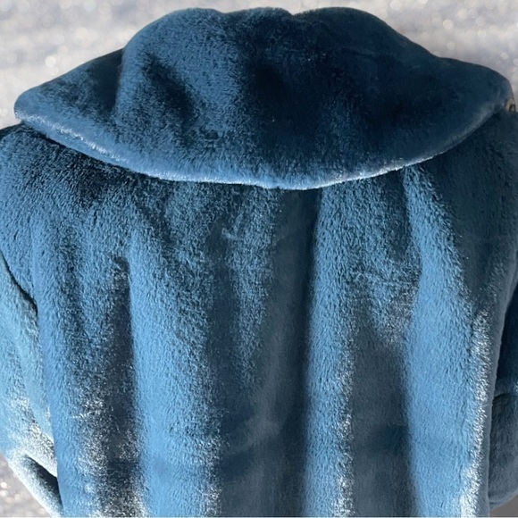 🔥 Roaman’s Women’s Royal Teal Blue Green Faux Fur Coat Size 14W - Picture 9 of 16